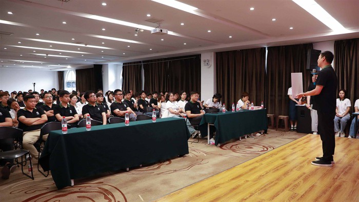 (Z)-1,3-Dichloropropene (Z)-1,3-Dichloropropene